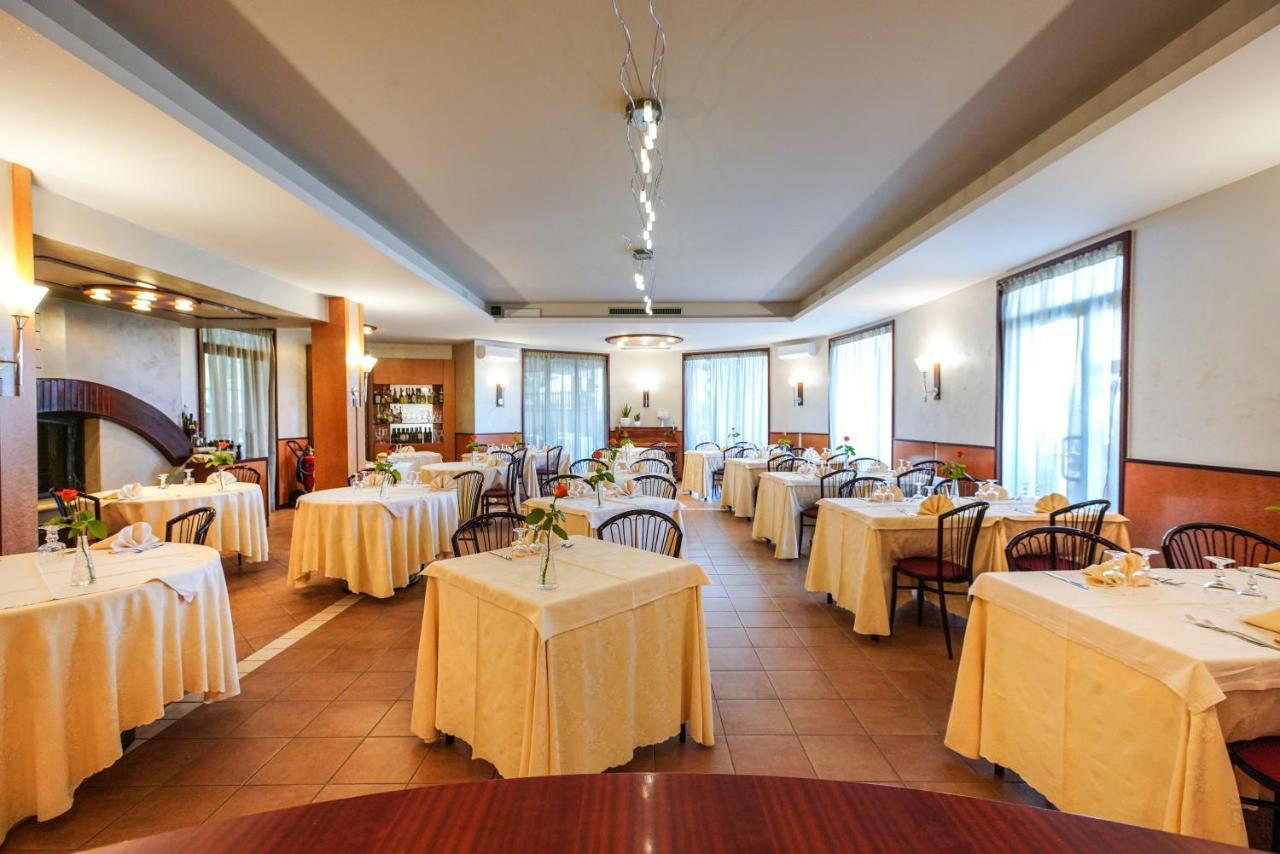 Hotel Murgia サンテーラモ・イン・コッレ エクステリア 写真
