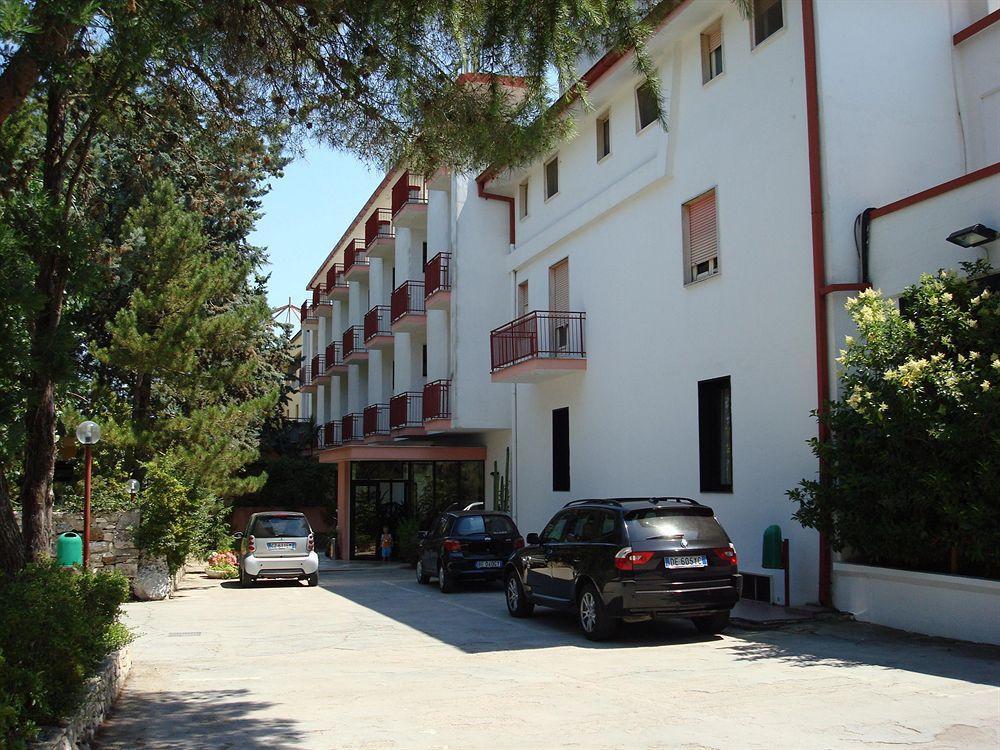 Hotel Murgia サンテーラモ・イン・コッレ エクステリア 写真