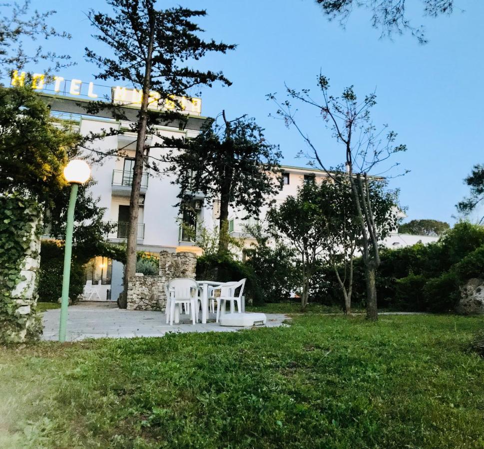 Hotel Murgia サンテーラモ・イン・コッレ エクステリア 写真